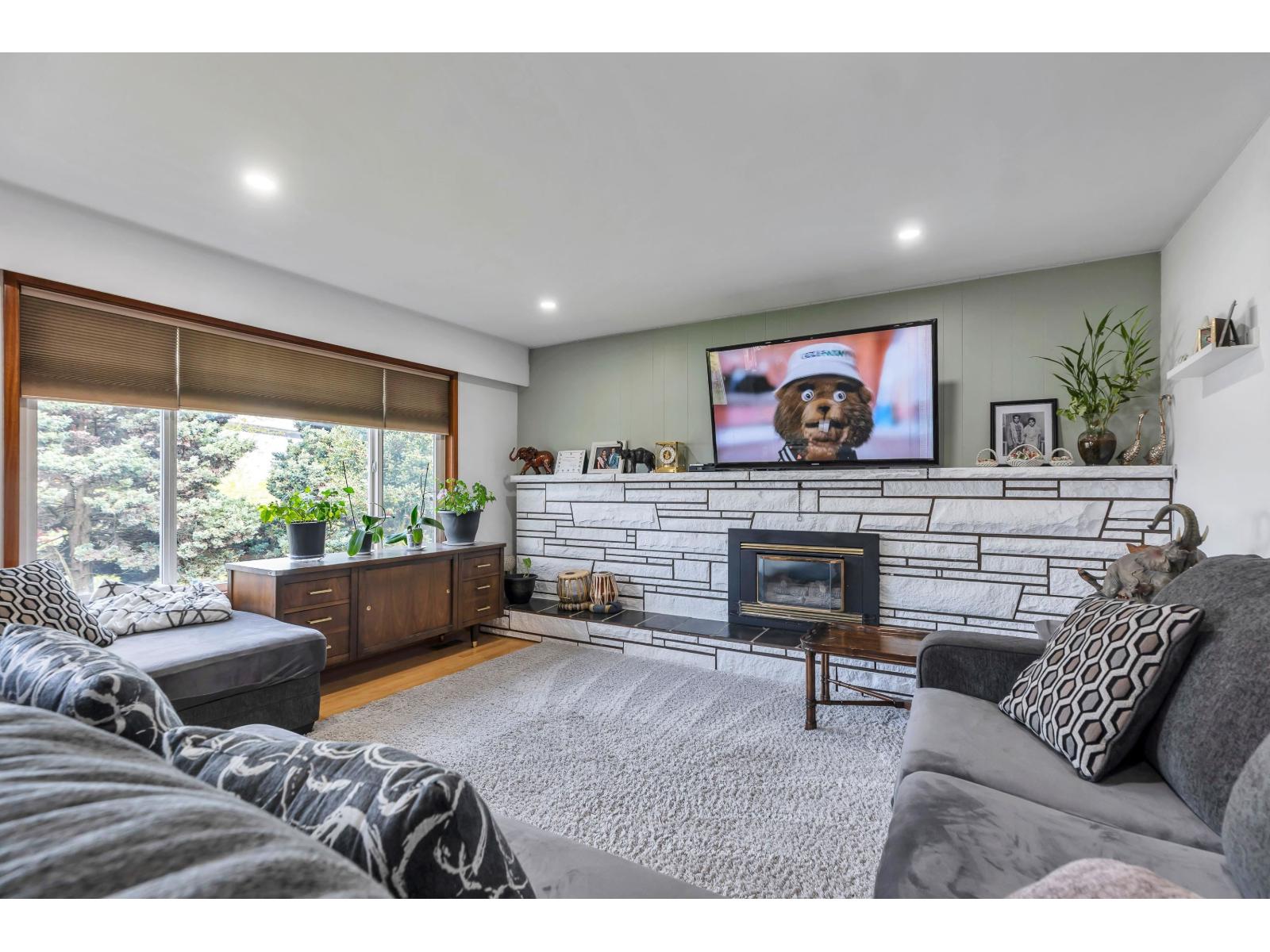 10292 RIVER Road, Delta