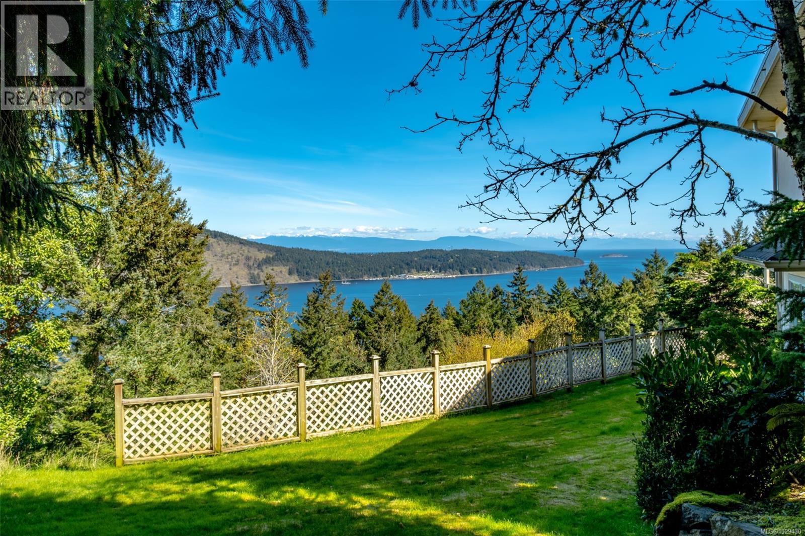 2685 Sea Blush Dr, Nanoose Bay