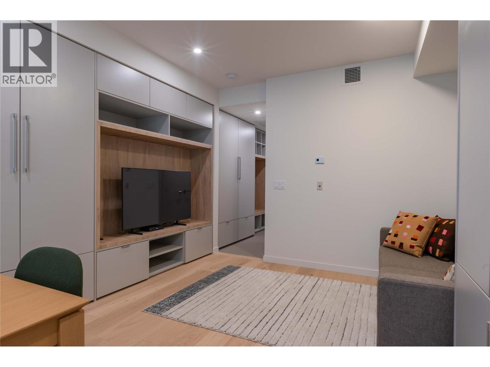 #123 4280 Red Mountain Road - 10