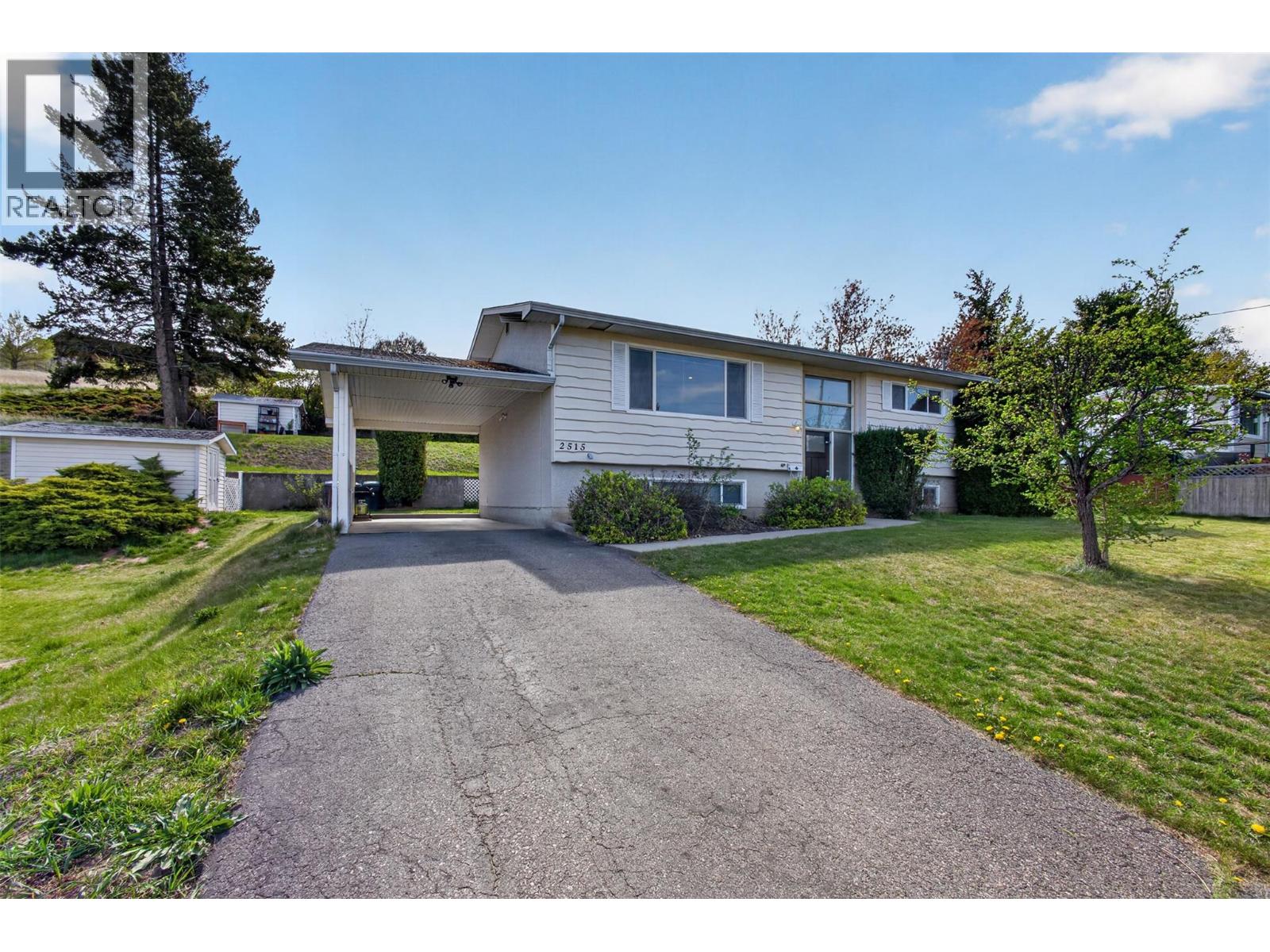  2515 Colleen Road, West Kelowna