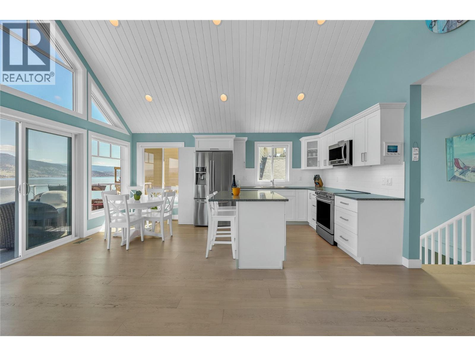  7012 Barcelona Drive, Kelowna