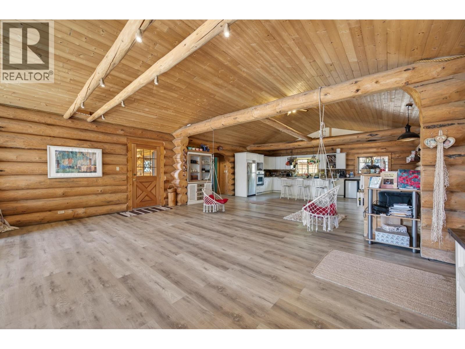 7471 CARIBOO CHALET ROAD - 17