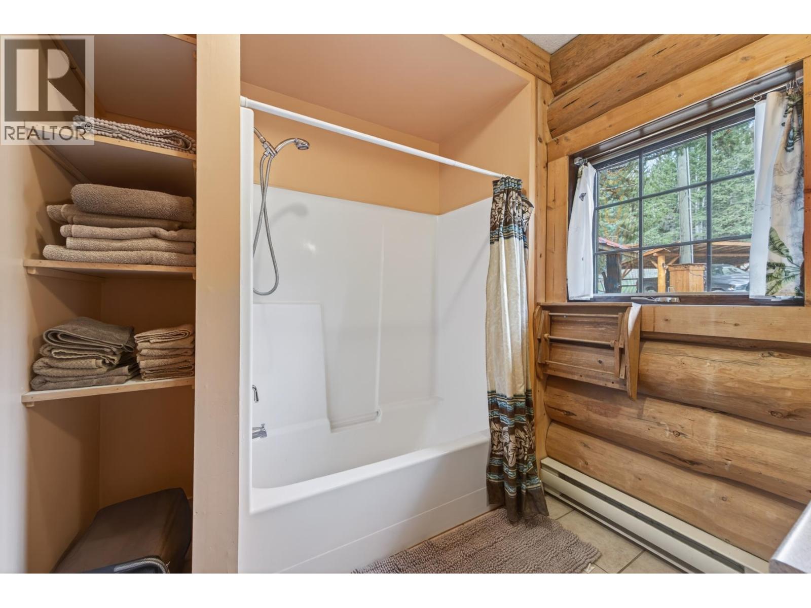7471 CARIBOO CHALET ROAD - 29