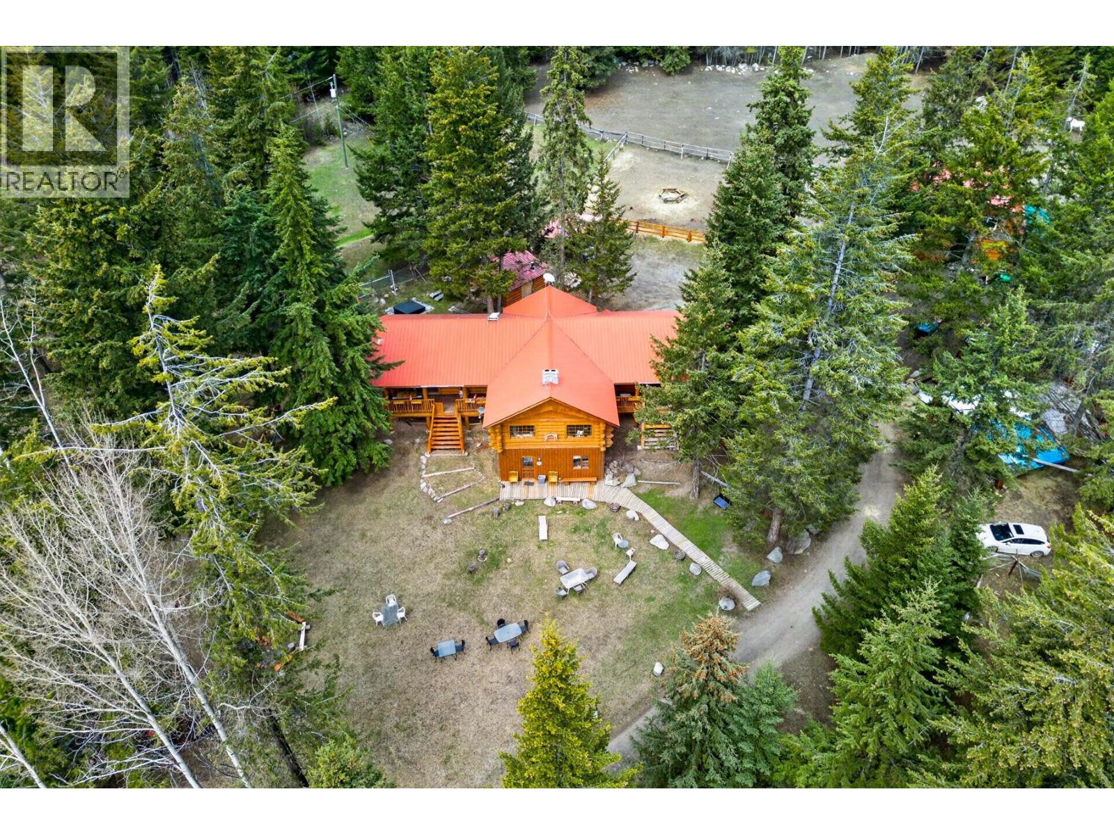 7471 CARIBOO CHALET ROAD - 3