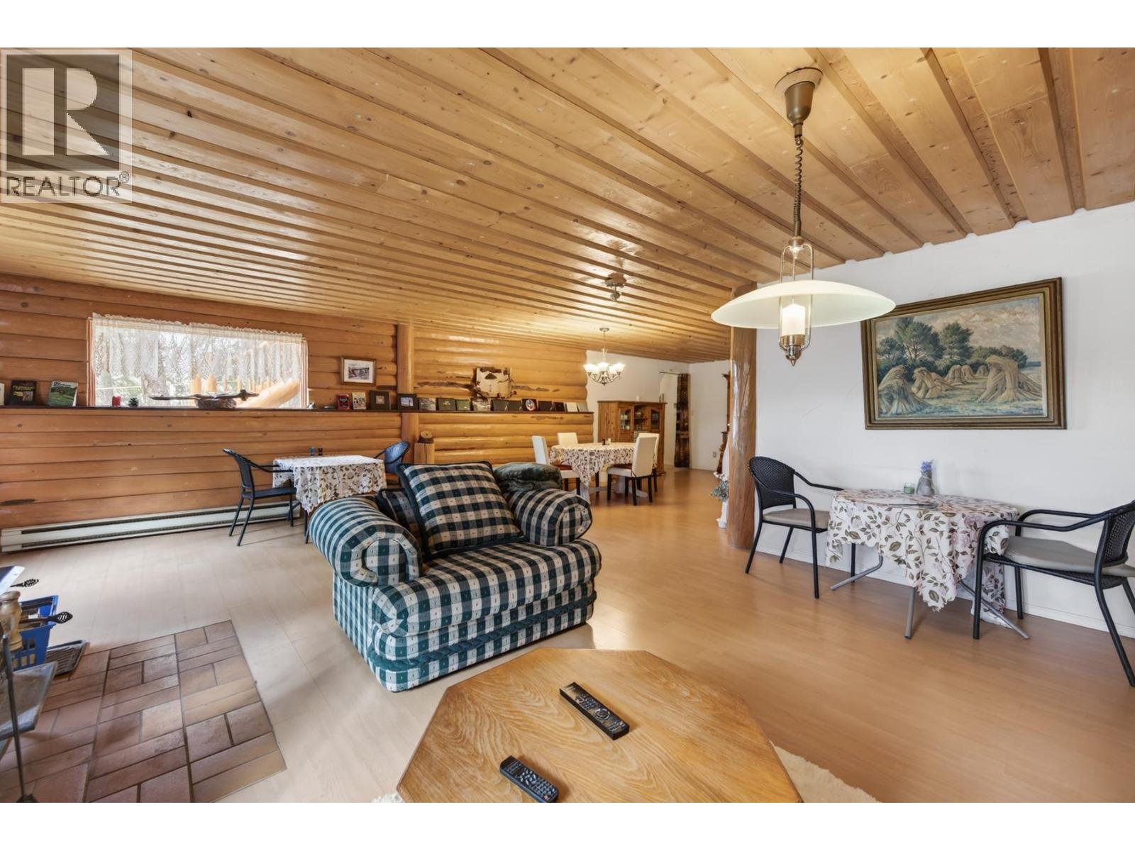 7471 CARIBOO CHALET ROAD - 38