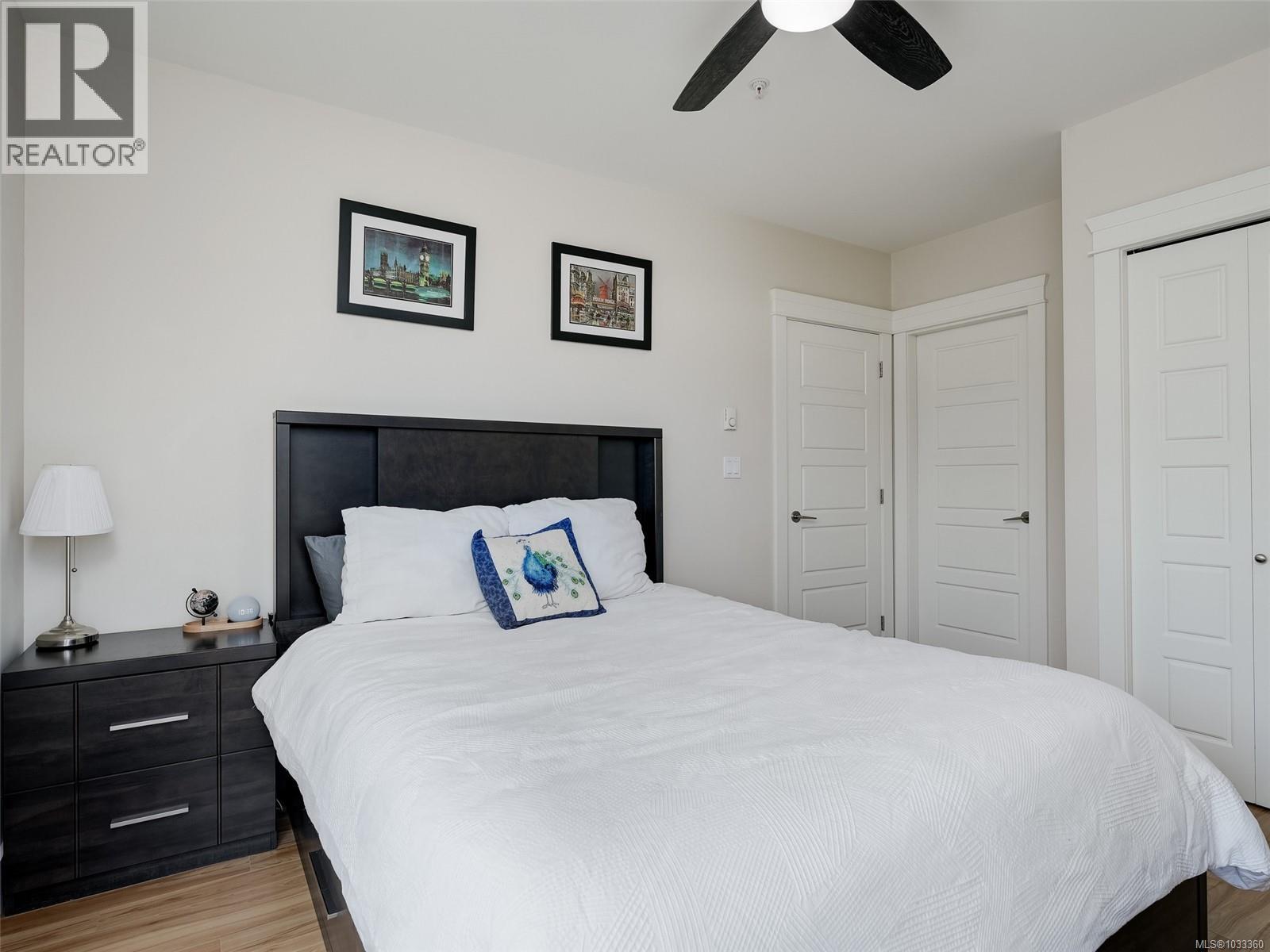 #401 7161 West Saanich Rd - 10