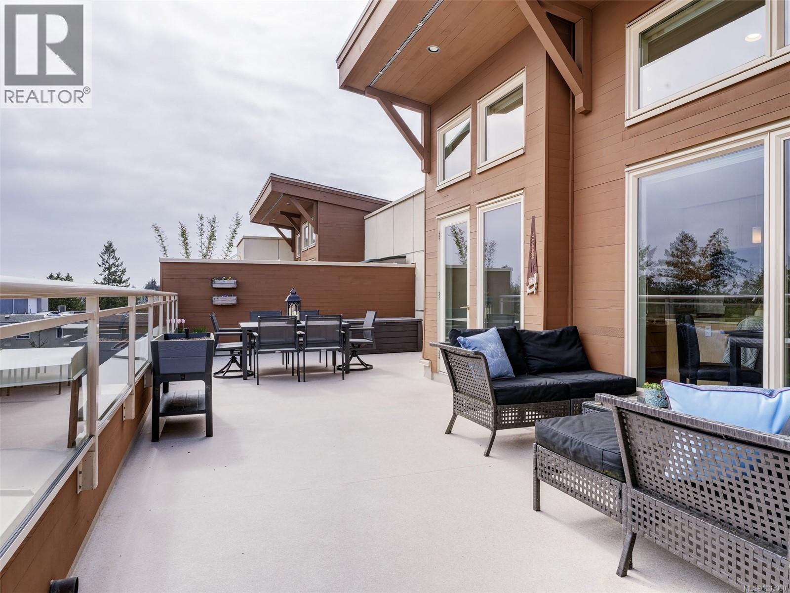 #401 7161 West Saanich Rd - 18