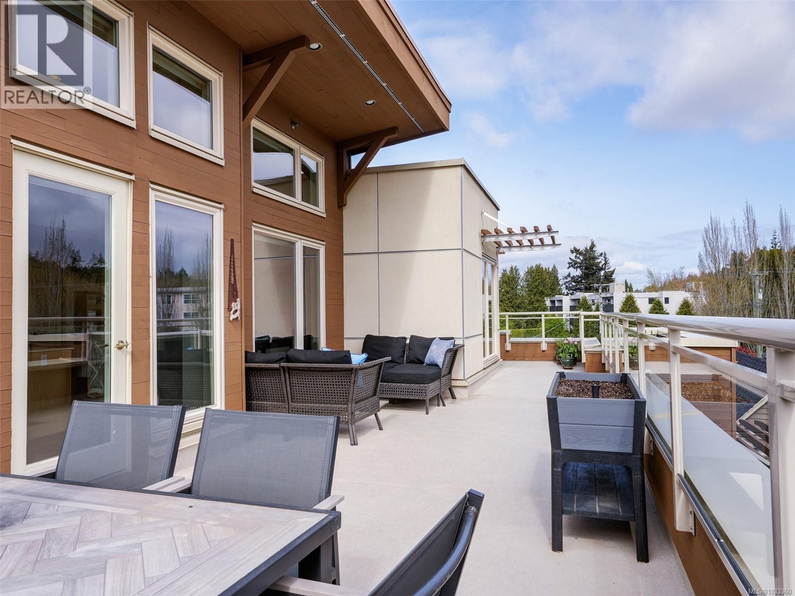 #401 7161 West Saanich Rd - 20