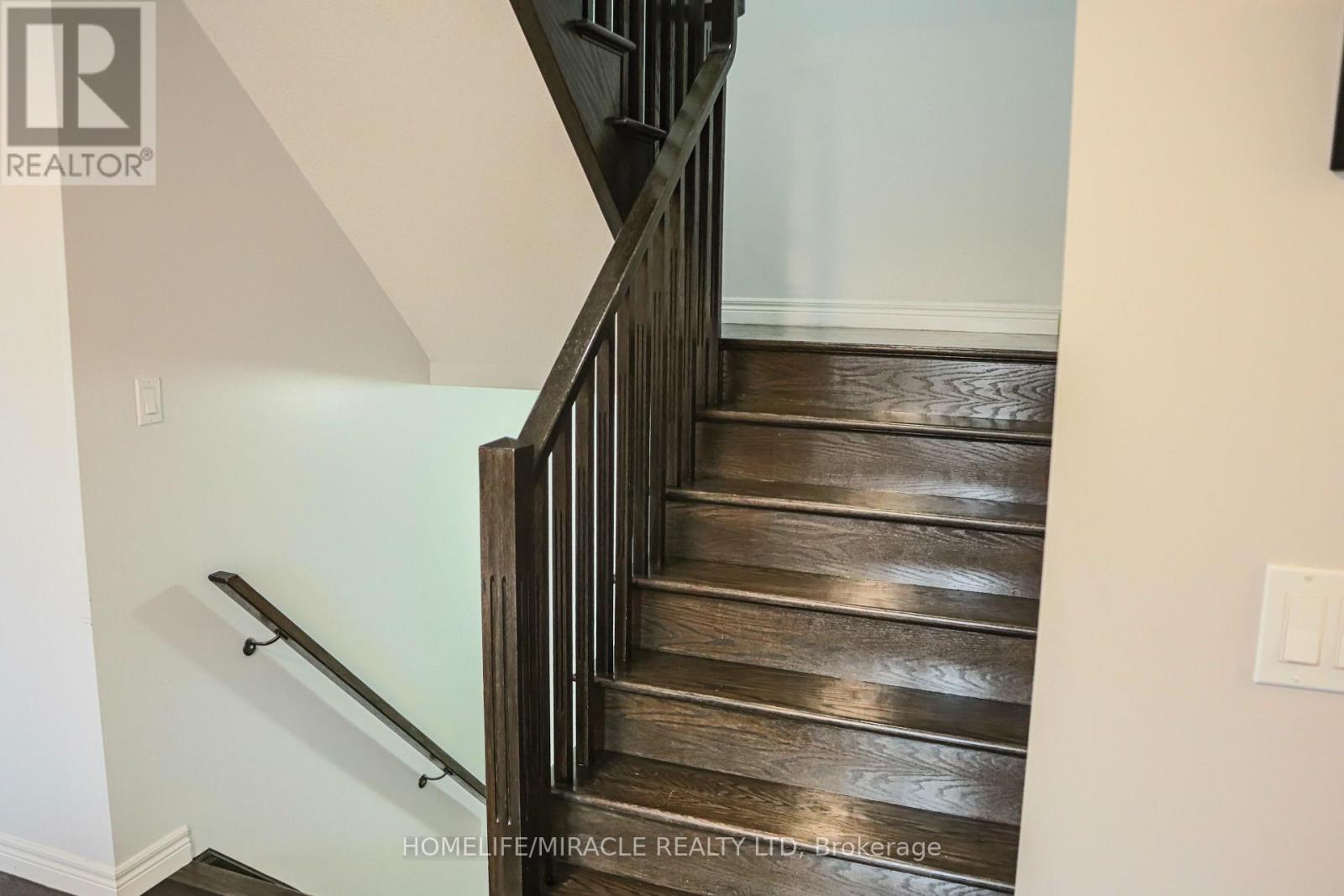 222 PELECH CRESCENT — photo 14
