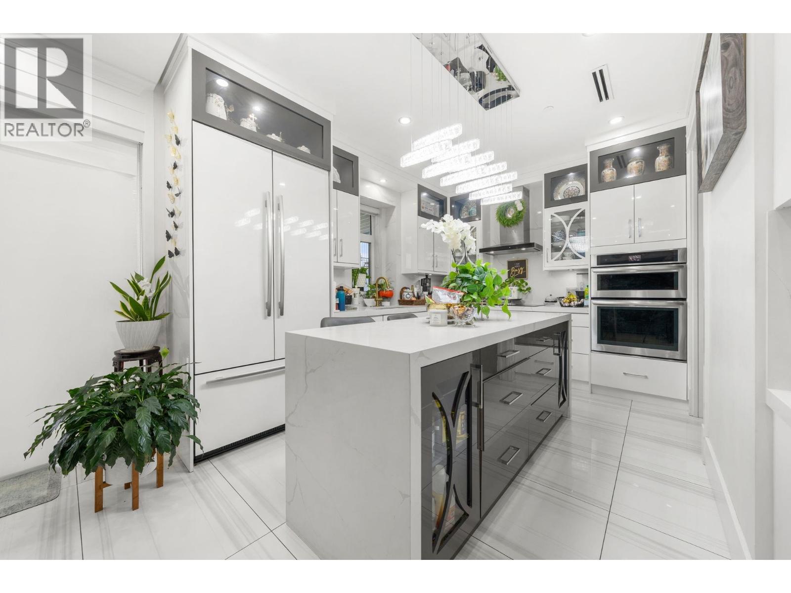 House in Vancouver - Image 32