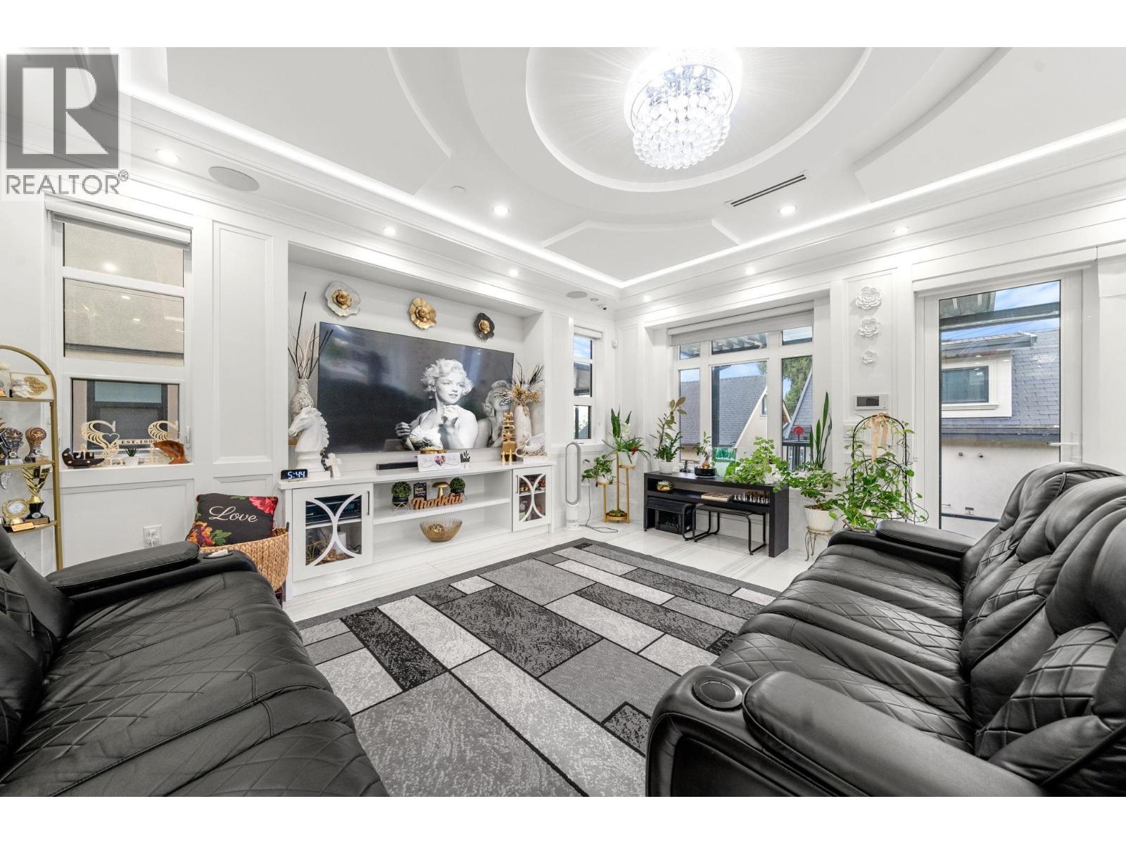 House in Vancouver - Image 15