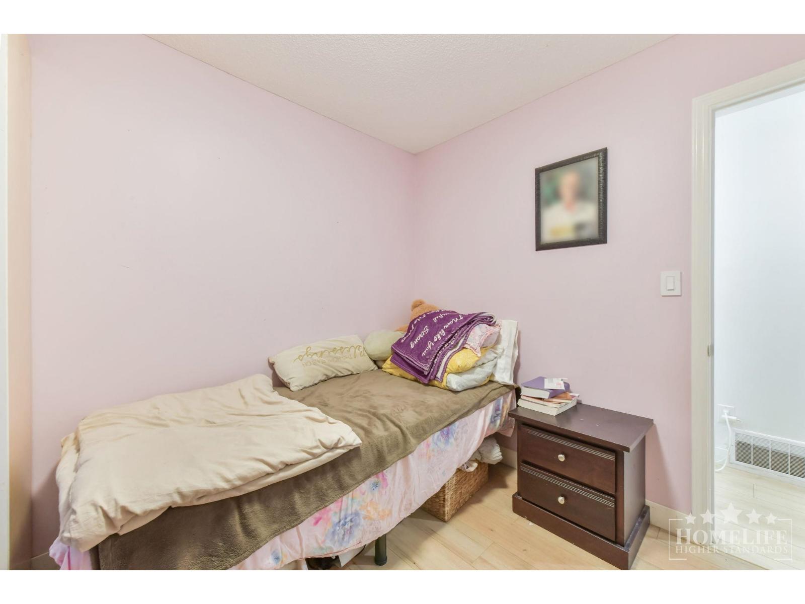 3 Bed, 2 Bath House for Rent in Delta – Upper House 7437 GARFIELD DRIVE, Delta - Image 16