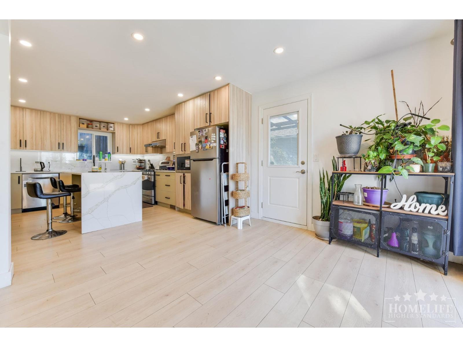 3 Bed, 2 Bath House for Rent in Delta – Upper House 7437 GARFIELD DRIVE, Delta - Image 8