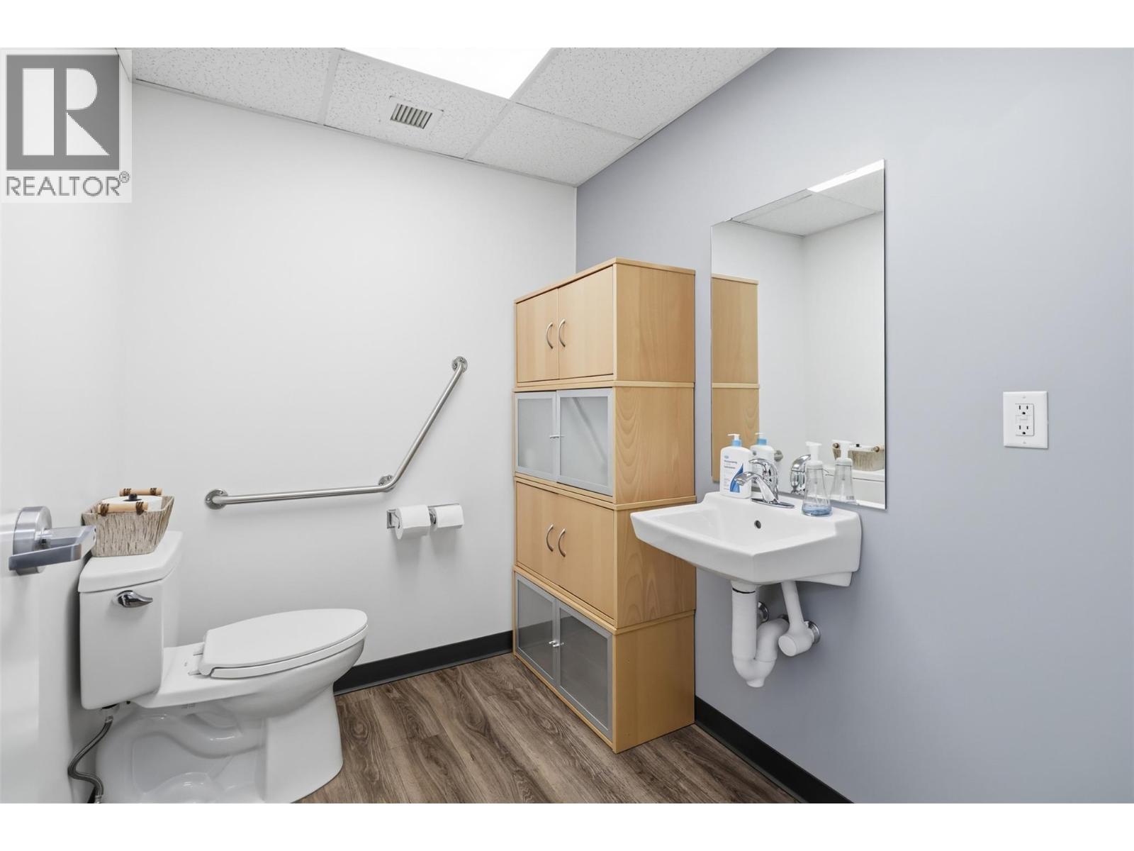 1 804 Laval Crescent, Kamloops