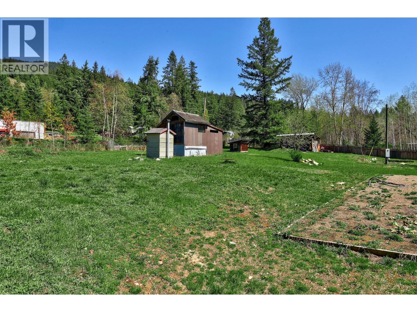 2405 Lloyd Road - 26