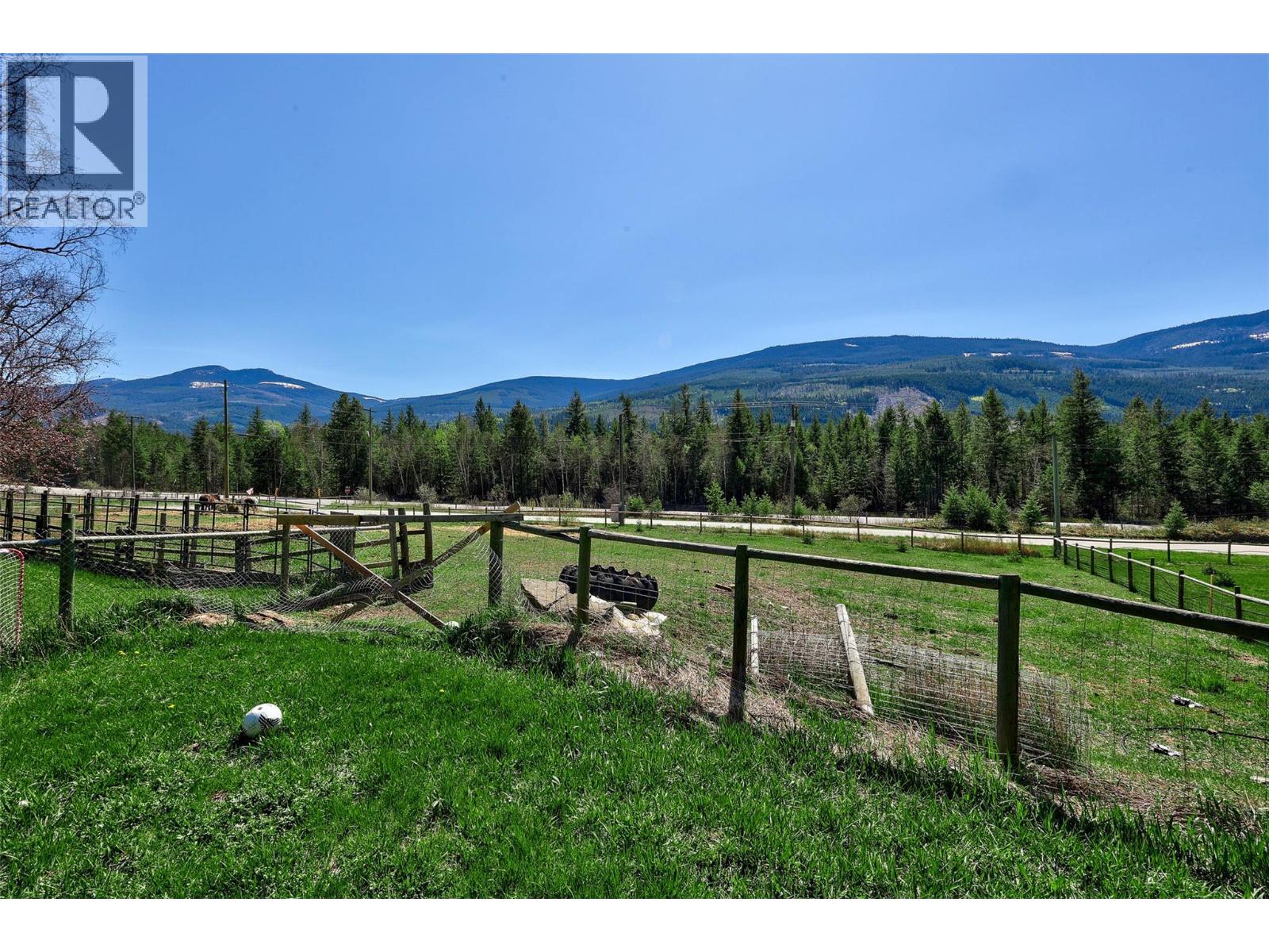 2405 Lloyd Road - 27