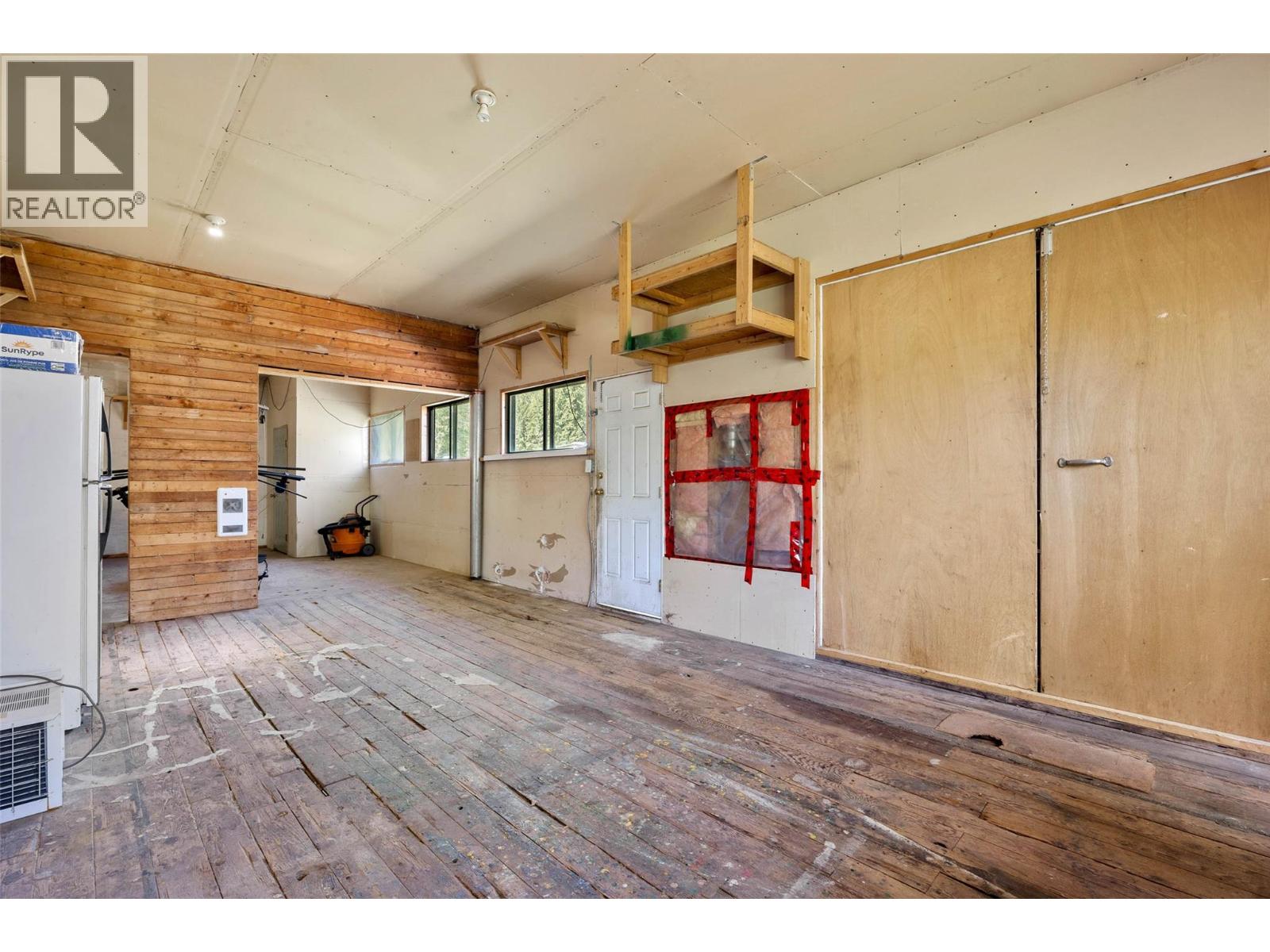 2405 Lloyd Road - 20