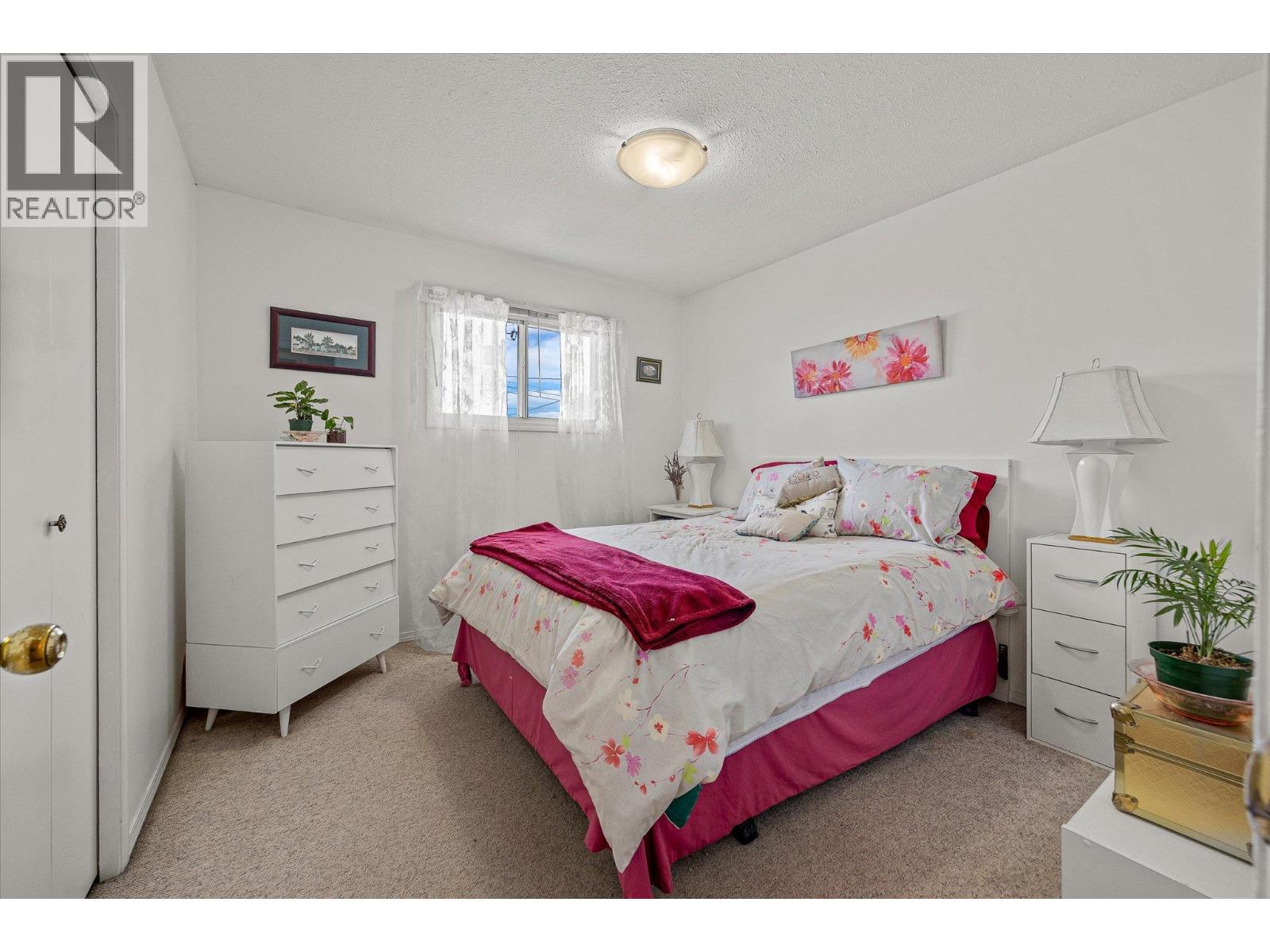  1363 Ponderosa Road, West Kelowna