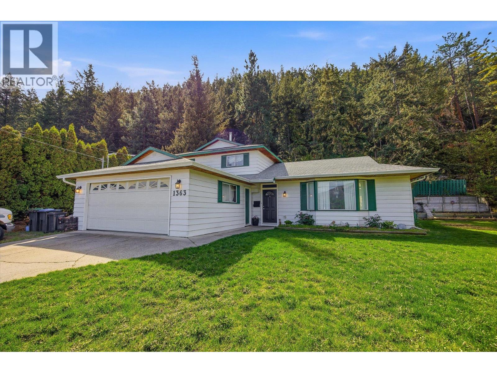  1363 Ponderosa Road, West Kelowna