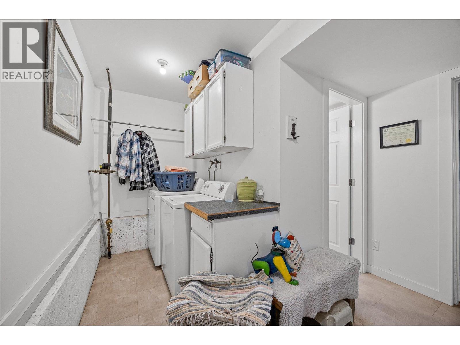  1363 Ponderosa Road, West Kelowna