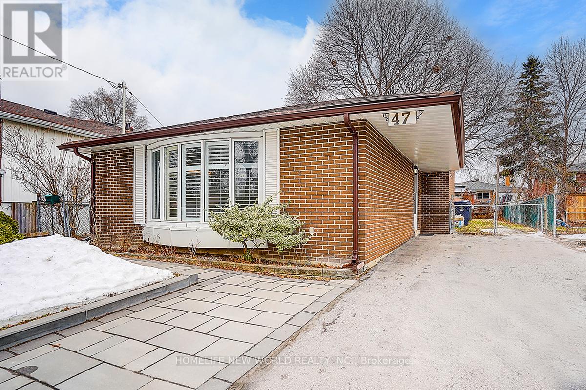 47 MANORGLEN CRESCENT - 1