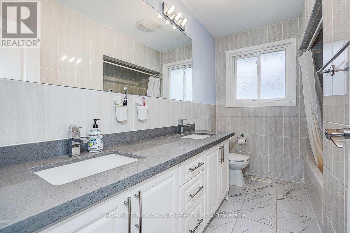 47 MANORGLEN CRESCENT — photo 27