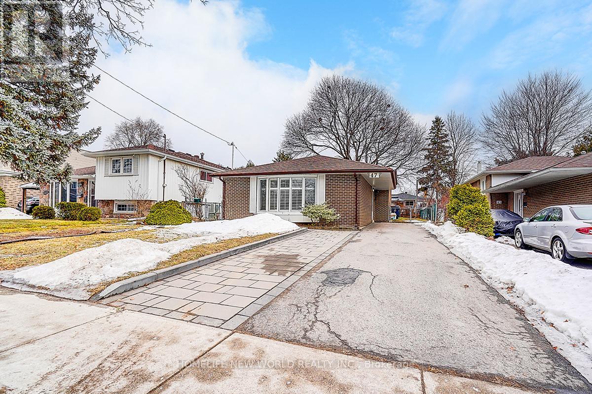 47 MANORGLEN CRESCENT — photo 36