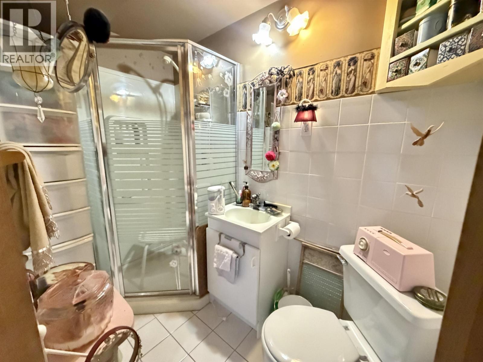 731 NECHAKO AVENUE - 34