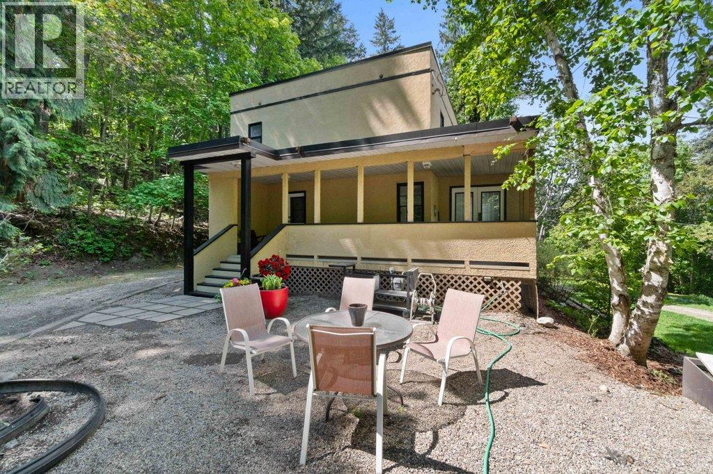  1210 Trans Canada Highway Highway Northeast, Salmon Arm