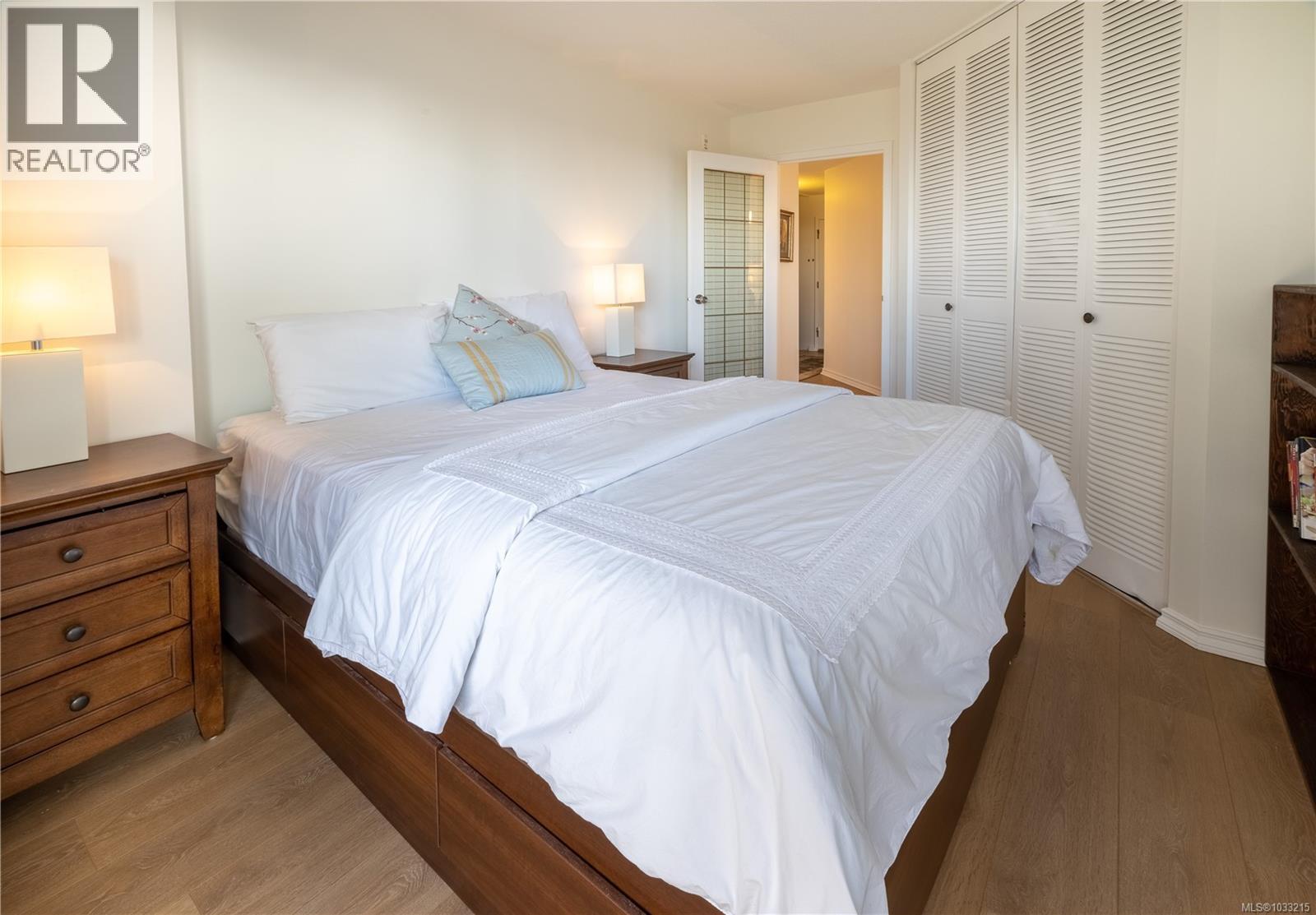 705 620 Toronto Street, Victoria