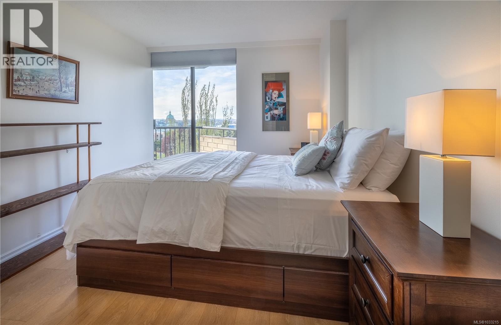 705 620 Toronto Street, Victoria