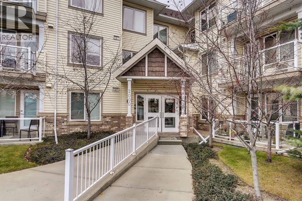 #2202 5200 44 Avenue NE - 1