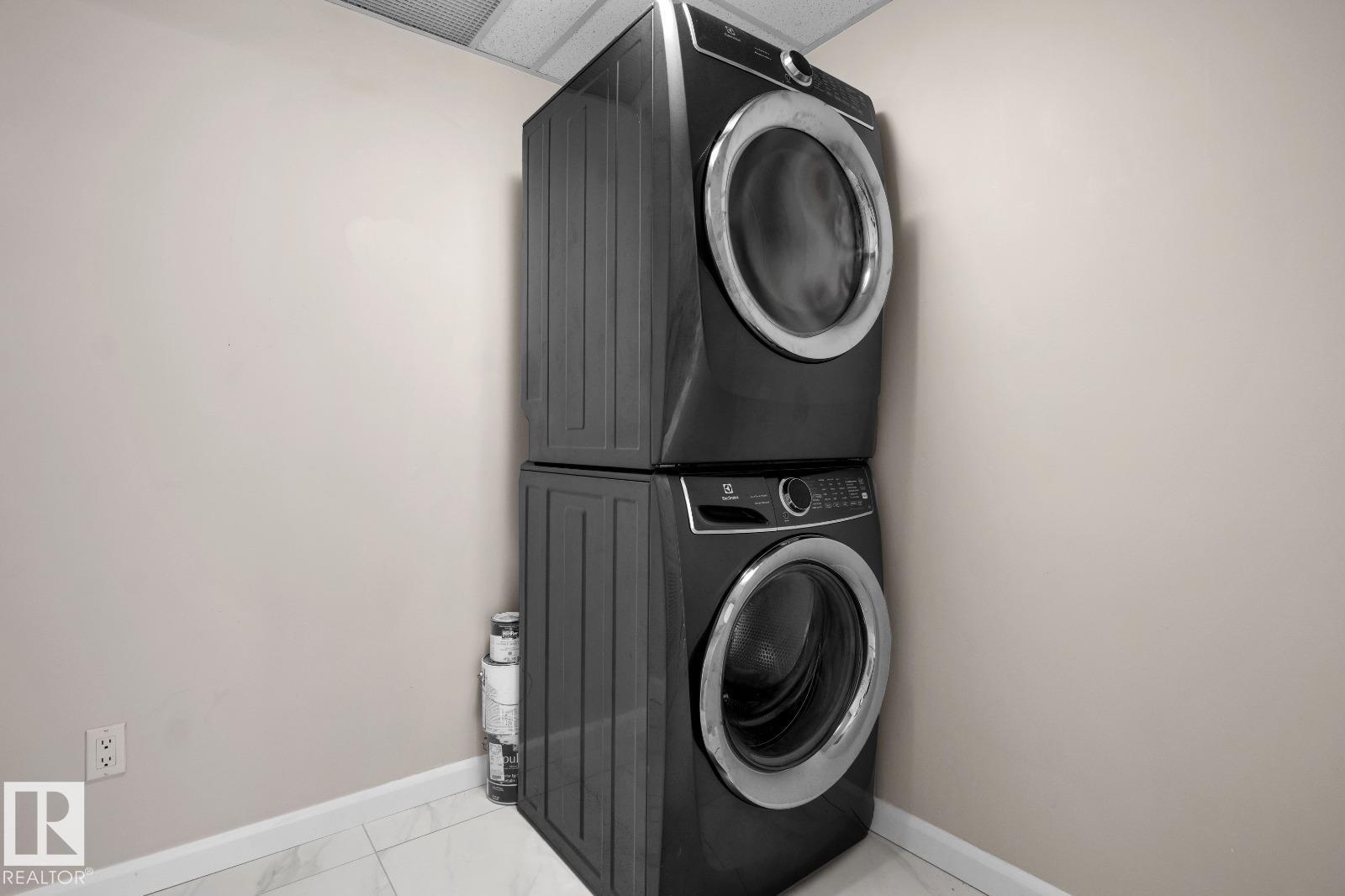 #105 160 Magrath NW NW NW, Edmonton