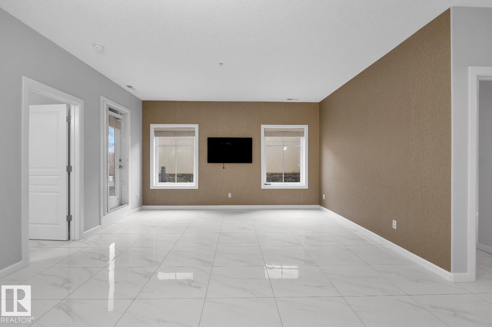 #105 160 Magrath NW NW NW, Edmonton