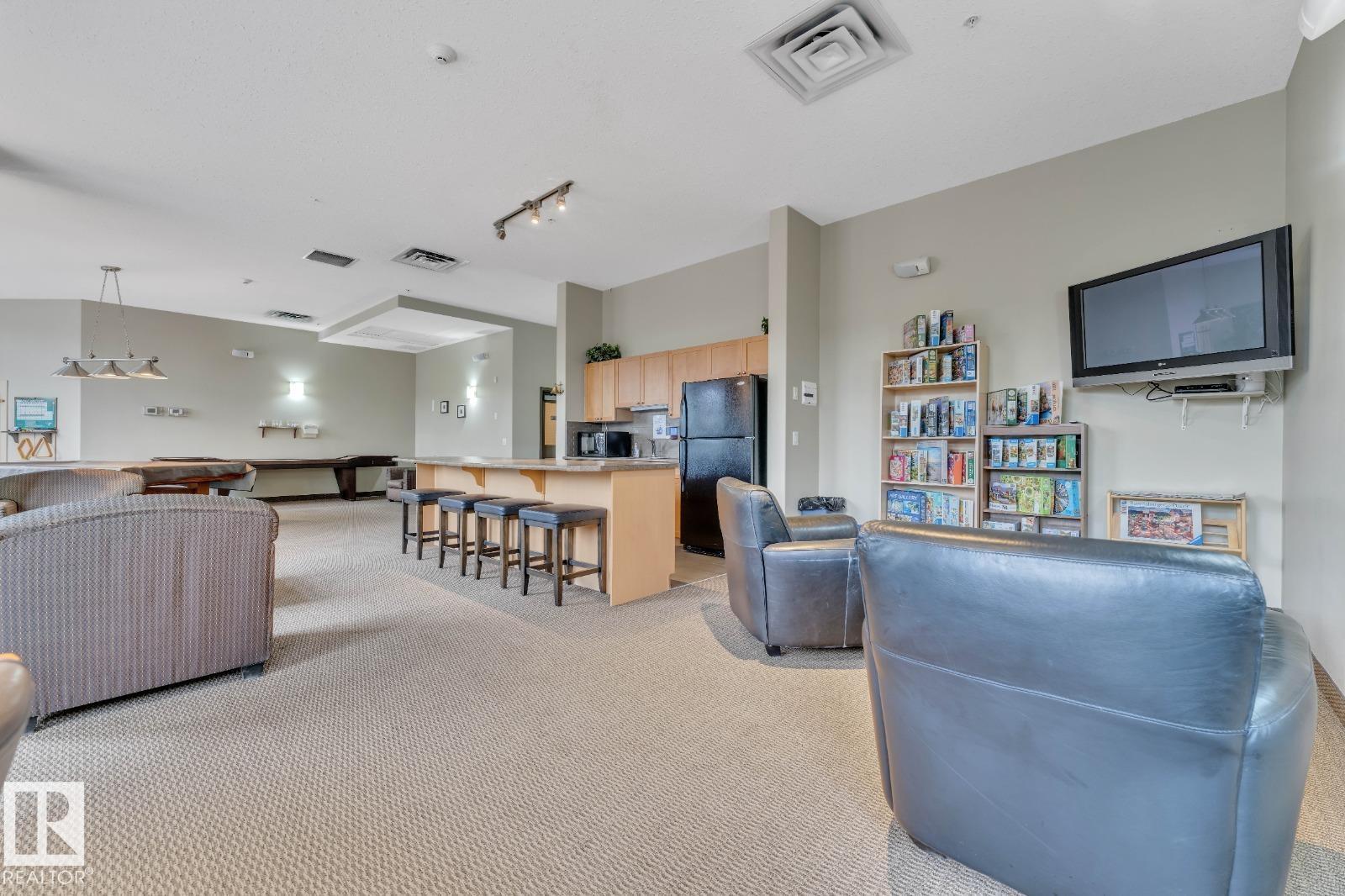 #105 160 Magrath NW NW NW, Edmonton