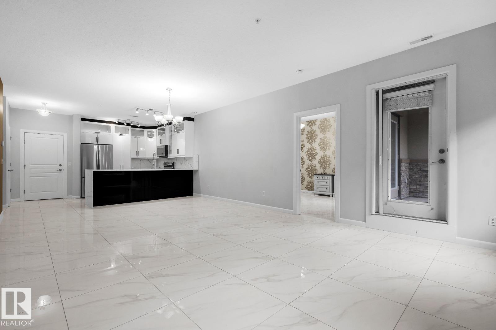 #105 160 Magrath NW NW NW, Edmonton