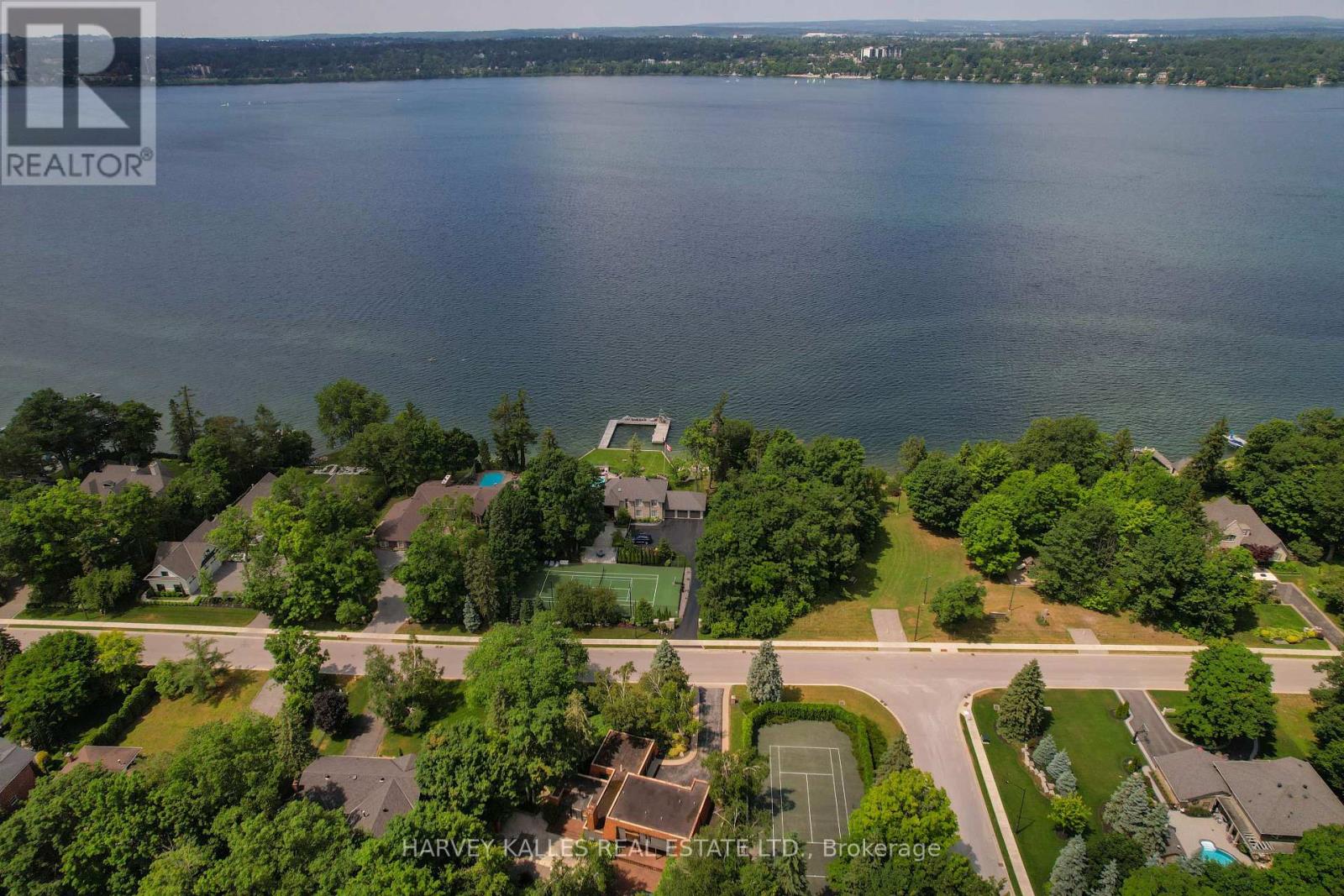 23 ROYAL OAK DRIVE - 7