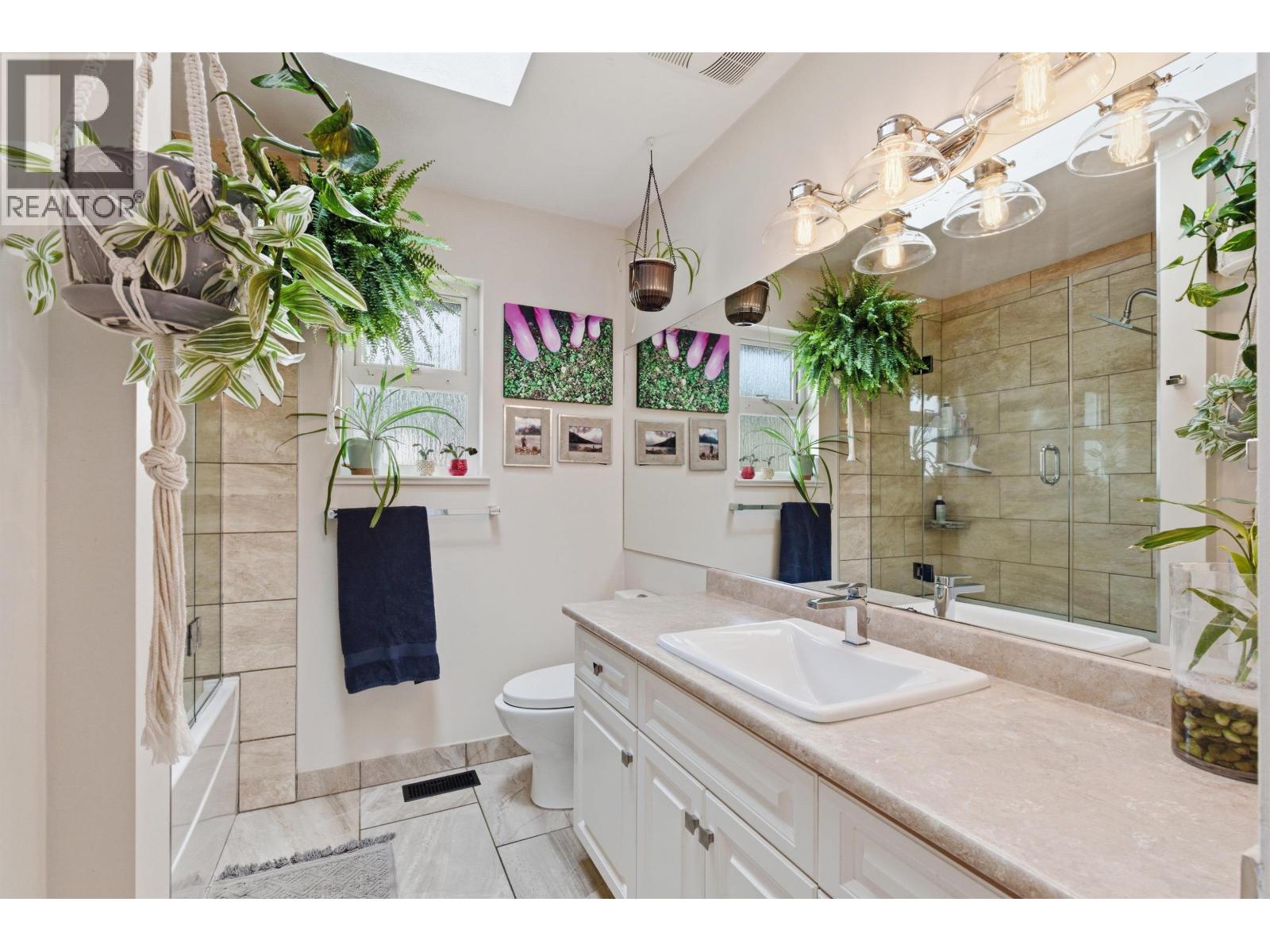 159 WESTRIDGE DRIVE - 17