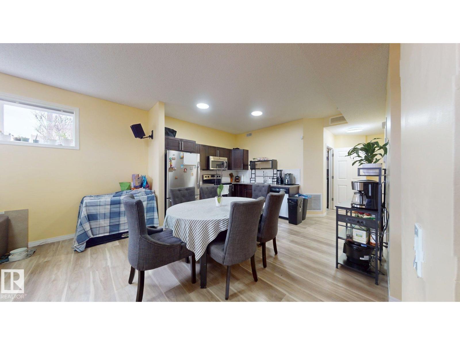 #2 6520 2 AV SW SW, Edmonton
