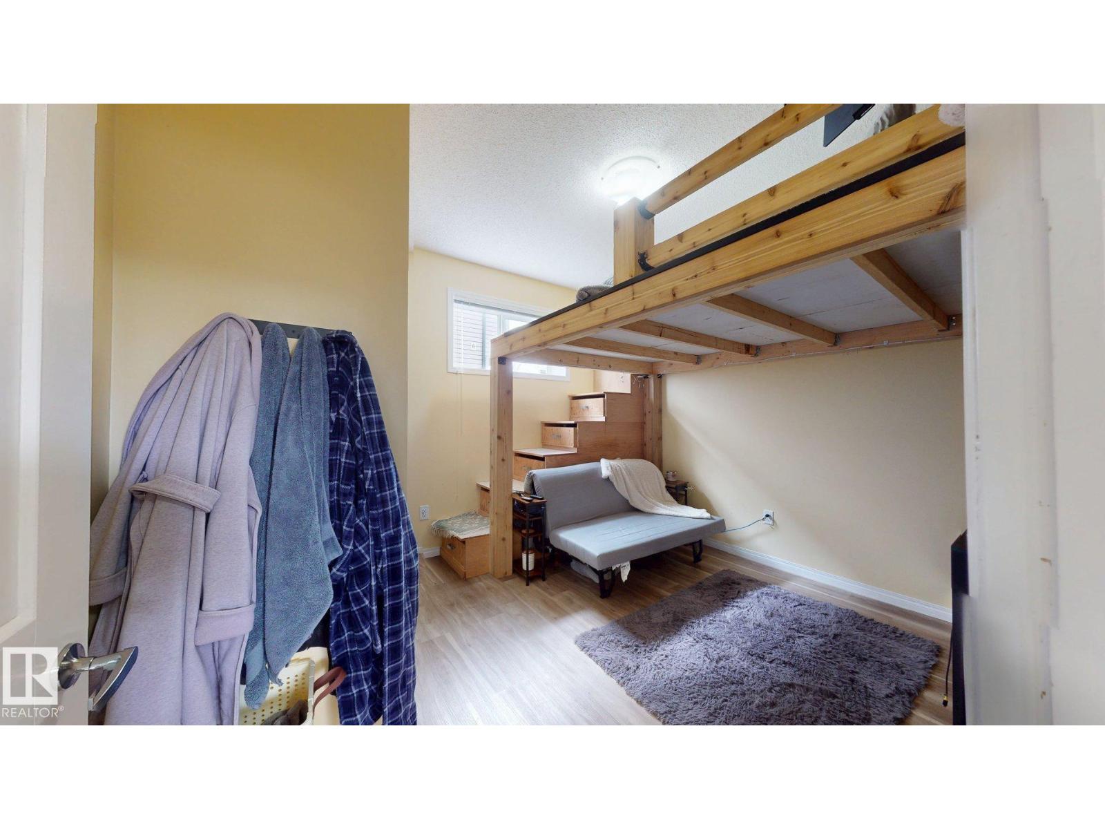 #2 6520 2 AV SW SW, Edmonton