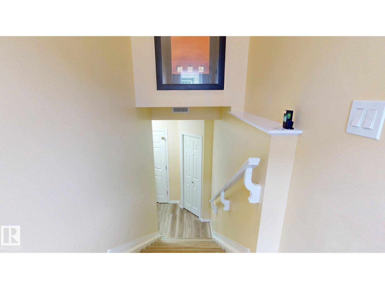 #2 6520 2 AV SW SW, Edmonton