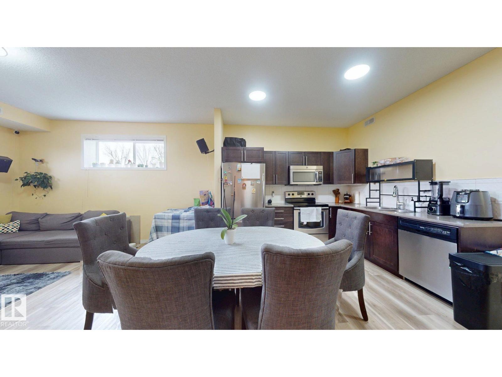 #2 6520 2 AV SW SW, Edmonton