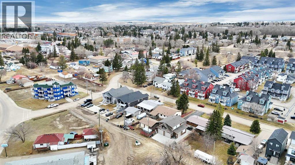 5228 50B Avenue, Sylvan Lake