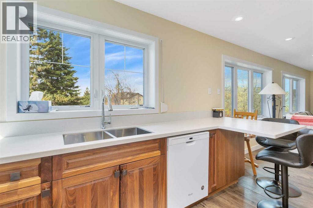 5228 50B Avenue, Sylvan Lake