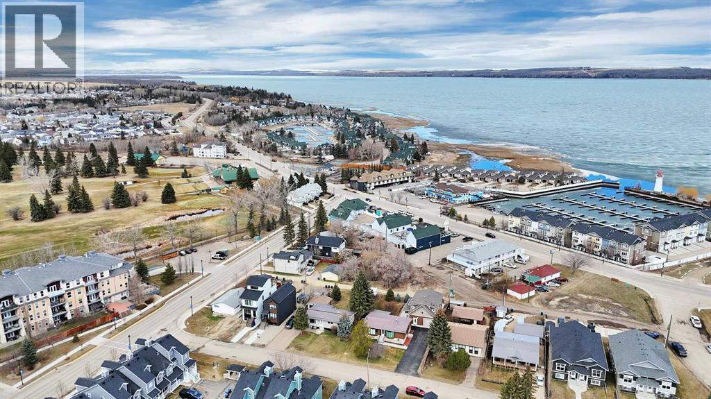 5228 50B Avenue, Sylvan Lake
