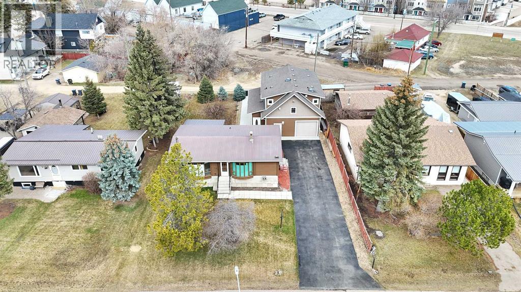 5228 50B Avenue, Sylvan Lake