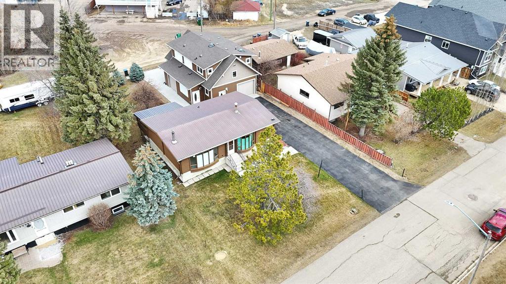 5228 50B Avenue, Sylvan Lake