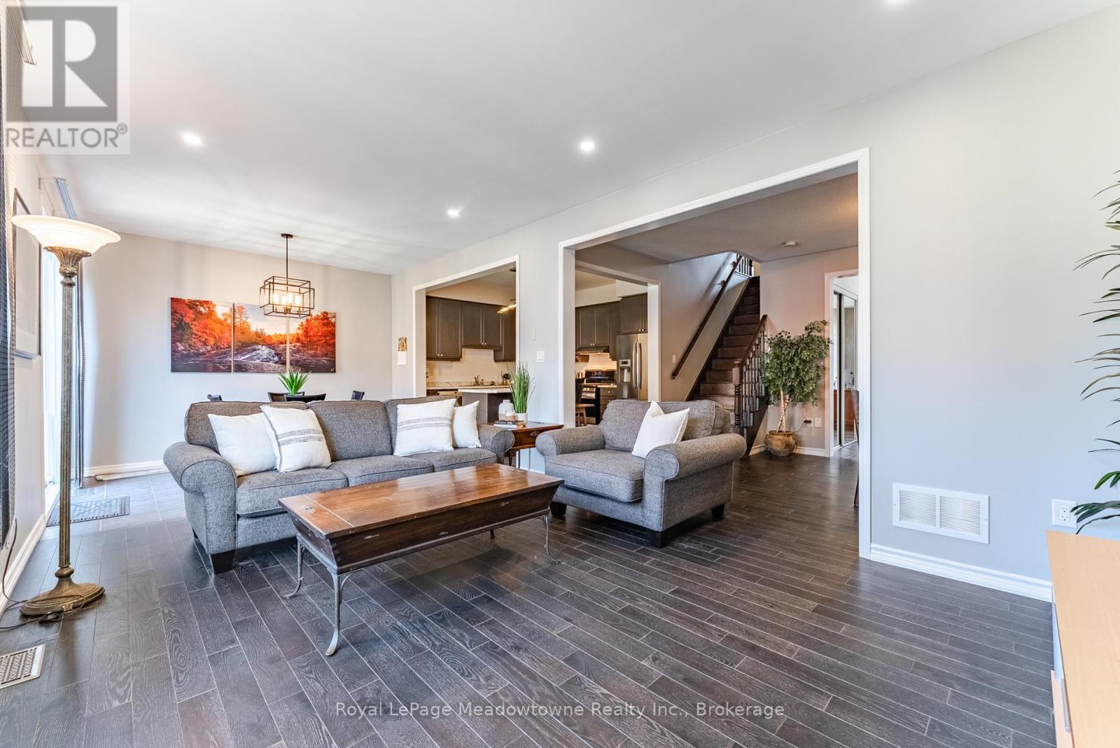325 GLEAVE TERRACE - 13