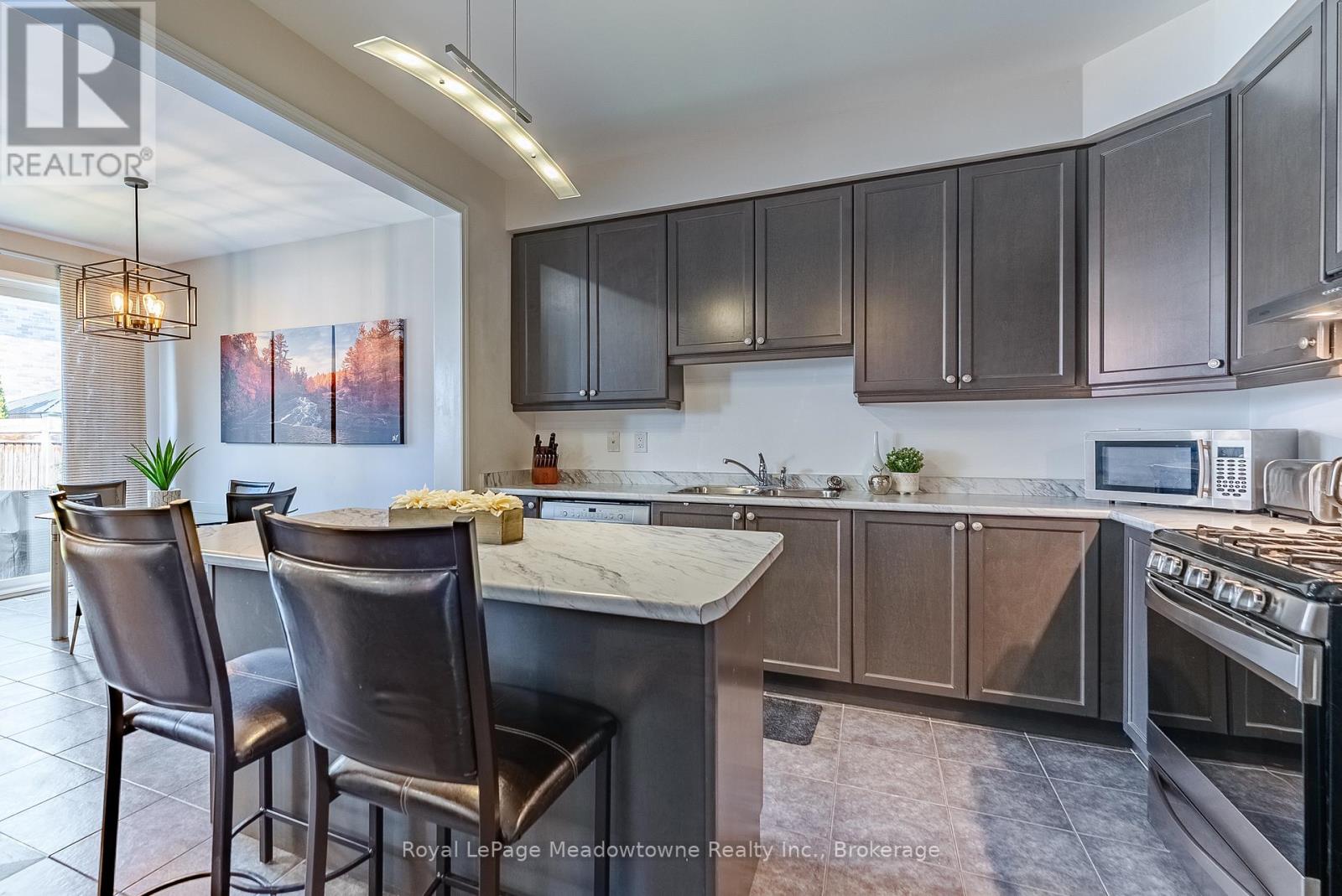 325 GLEAVE TERRACE - 18