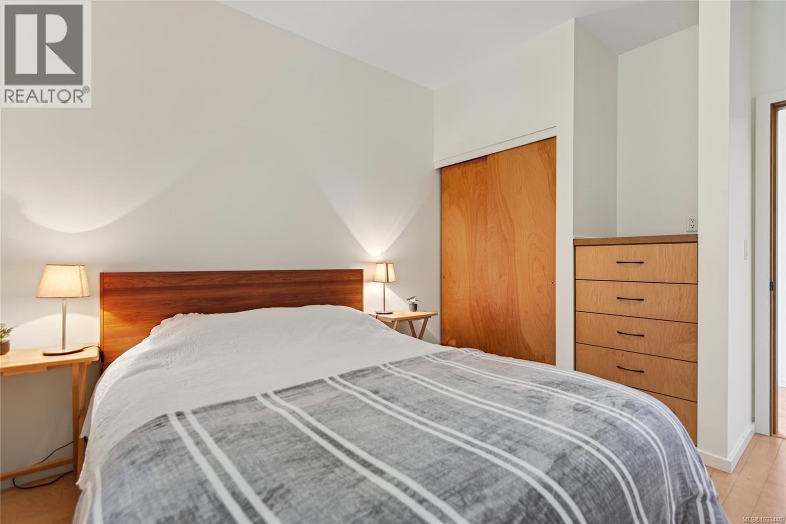 4287,4289 Marsden Rd - 35